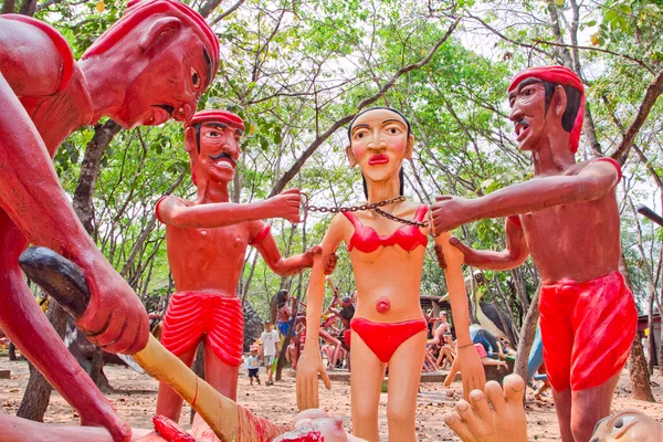 Gruesome Buddhist statues — Stock Photo, Image