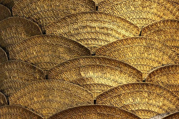 黄金のタイルのパターン — ストック写真