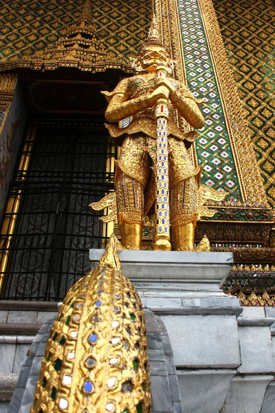 Estátua de guardião demoníaco — Fotografia de Stock