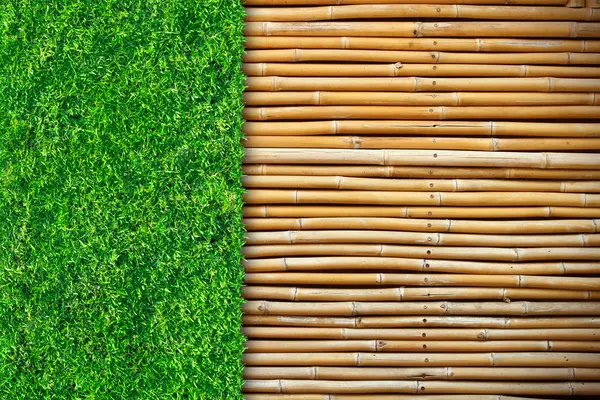 Grama em texturas de bambu — Fotografia de Stock