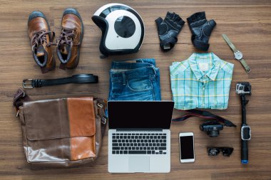 Freelancer sahte kadar ev iç ahşap tablo ihtiyacı