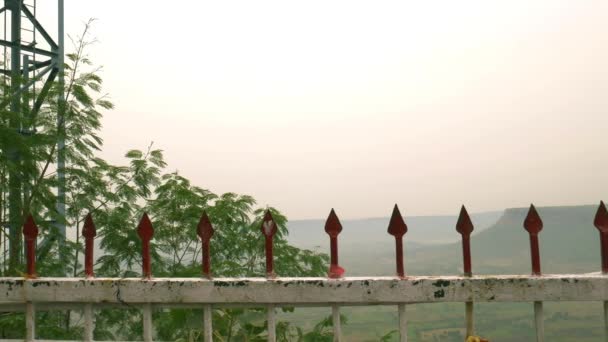 Flèche Porte Frontière Derrière Environnement Naturel Ciel Vue Station Colline — Video