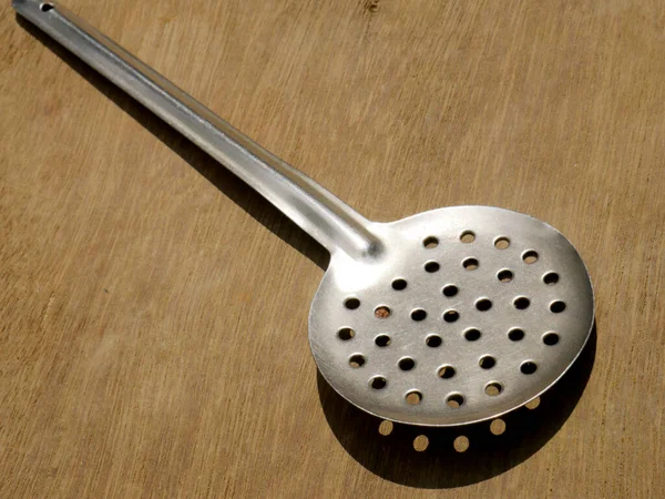 Spatule Présentée Sur Une Surface Bois Acier Inoxydable Couvert Cuisine — Photo