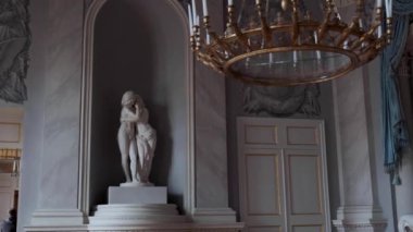 Yunan yarı tanrı Herkül 'ün Düşük Açılı Heykeli. Roma Ünlüsü