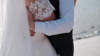 Damat, Gözlem Güvertesinde Geline Sarıldı