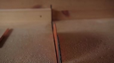 Marangozluk atölyesi, çalışma anları ve küçük şeyler.