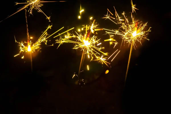 Fuegos Artificiales Bengalas Luces Bokeh Sobre Fondo Azul Oscuro — Foto de Stock