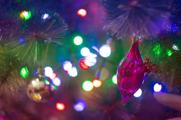 Arbre Noël Multicolore Brillant Jouets Fond — Photo