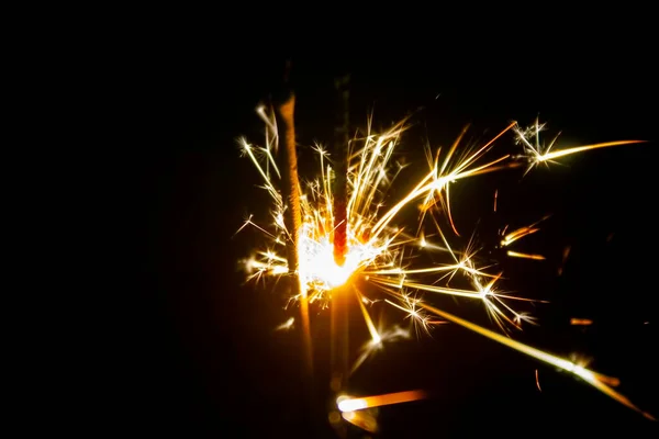 Fuegos Artificiales Bengalas Luces Bokeh Sobre Fondo Azul Oscuro —  Fotos de Stock