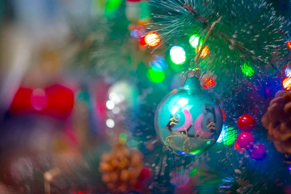 Glänzende Bunte Weihnachtsbaum Spielzeug Hintergrund — Stockfoto