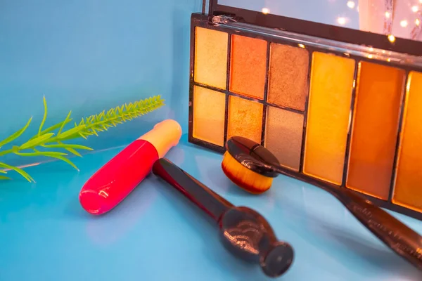Verschillende Make Cosmetica Accessoires Een Roze Blauwe Achtergrond Make Beauty — Stockfoto