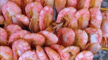 Kızarmış karides ya da ızgarada karides