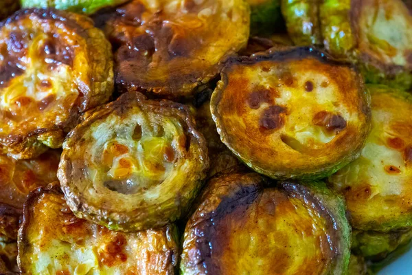 Zucchine Alla Griglia Zucchine Con Aglio Rosmarino Sul Piatto Vista — Foto Stock