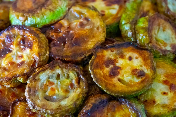 Zucchine Alla Griglia Zucchine Con Aglio Rosmarino Sul Piatto Vista — Foto Stock