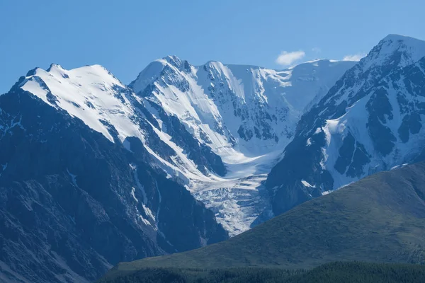 Pics Enneigés Plein Jour Voyager Dans Les Montagnes Escalader — Photo