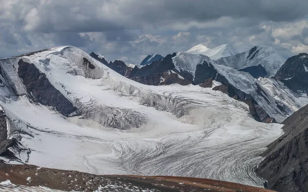 Vistas Las Montañas Picos Del Gran Glaciar —  Fotos de Stock