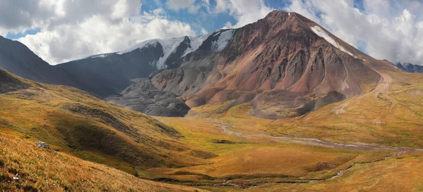 Hegyi Völgy Panoráma Táj Altay Száraz Fátlan Lejtők — Stock Fotó