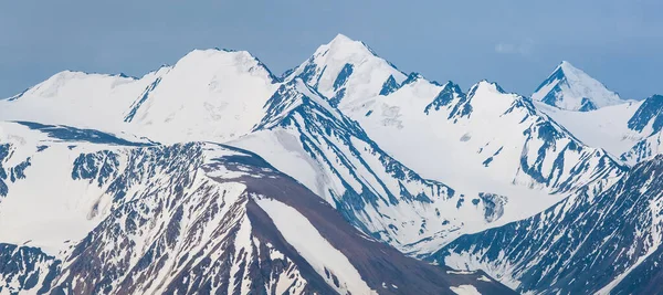 Vista Panoramica Sulle Montagne Cime Innevate Ghiacciai — Foto Stock