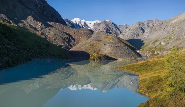 Сценічне Озеро Горах Алтай Вид Подорожі Гори Походи — стокове фото