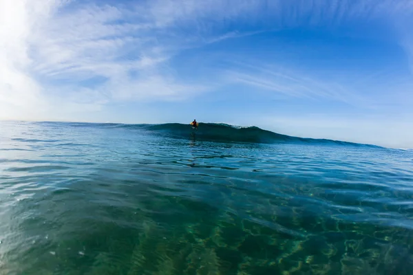 Onda dentro del tubo — Foto de Stock