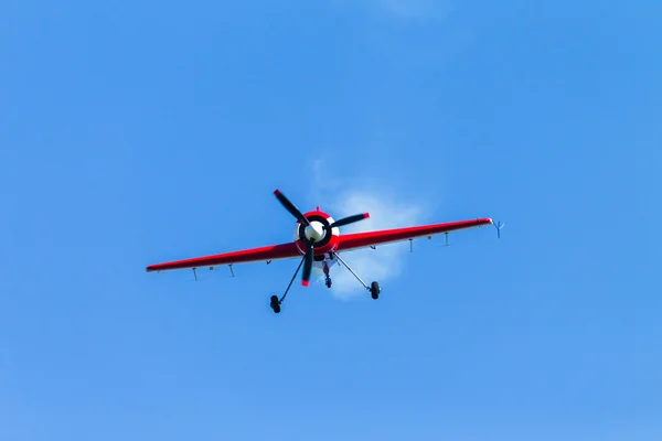 Acrobatische vliegende vliegtuigen — Stockfoto