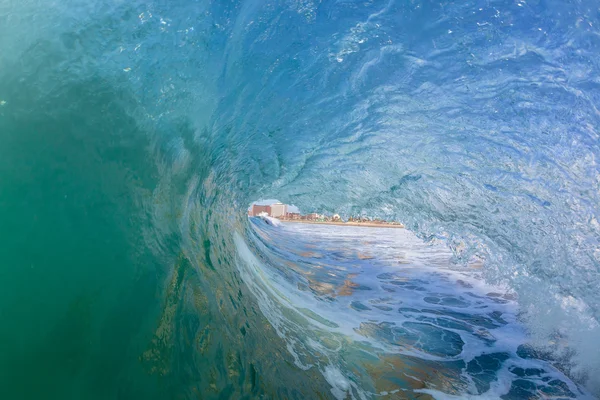 Wave Swimming Encounter — Stock Photo, Image