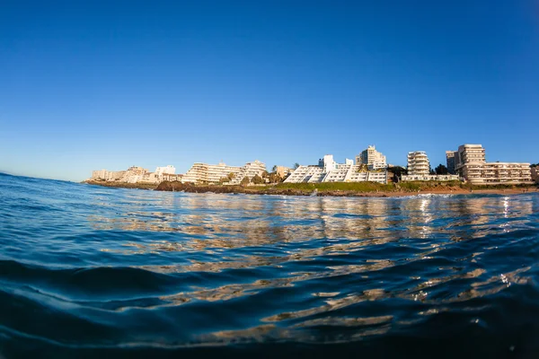 Перспектива водного океана залива Баллито — стоковое фото