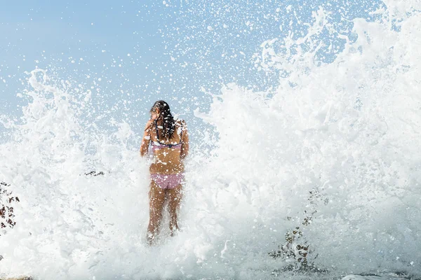 Girl Tidal Pool Ocean — Stock Photo, Image