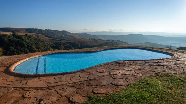 Swimming Pool Mid Size Family Facility Mountains Overlooking Distant Valley — Stock Photo, Image