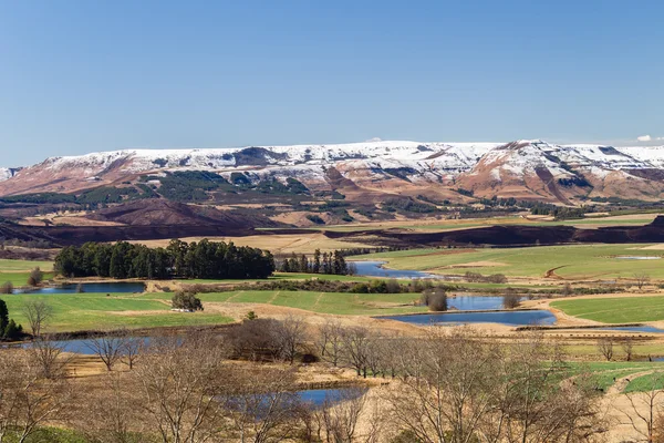 Bergen landbouw landschap — Stockfoto