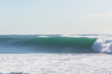 Okyanus dalgası çökmesini mavi duvar