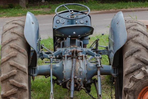 Vendimia del tractor — Foto de Stock