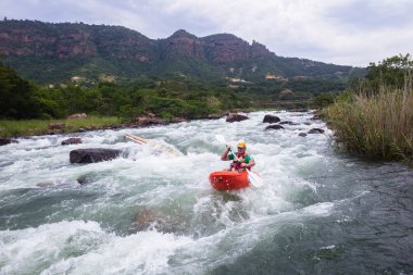 Kayaks nehir eylem