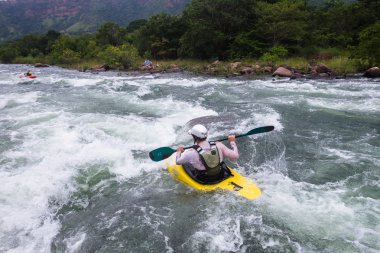 Kayaks nehir eylem