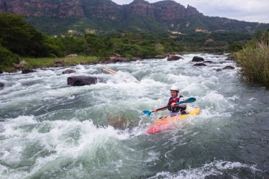 Kayaks nehir eylem