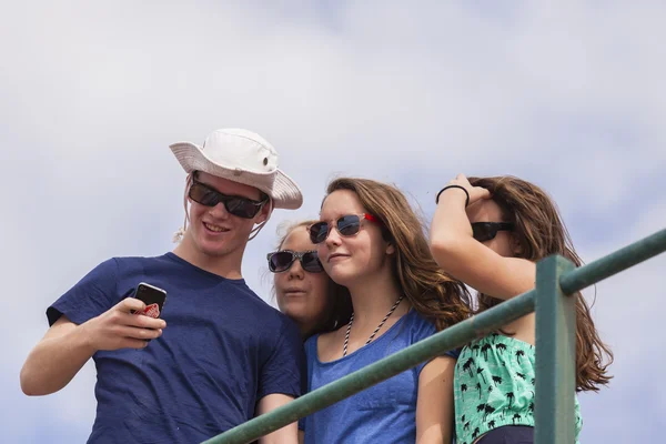 Teenagers Group Selfie Photo — Stock Photo, Image