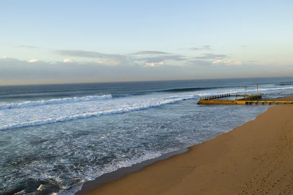 Oceano Onde Piscina Spiaggia — Foto Stock