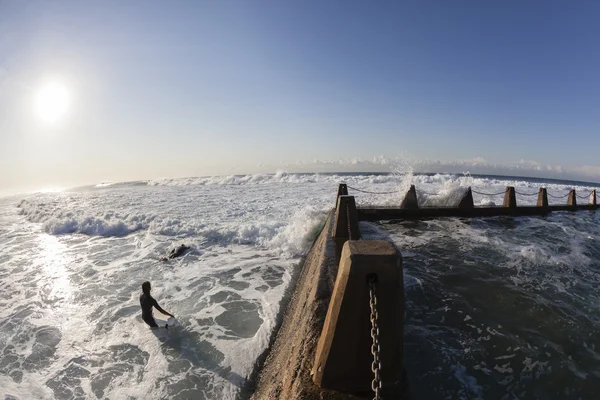 Surfing Entry Ocean Tidal Pool — Stock Photo, Image