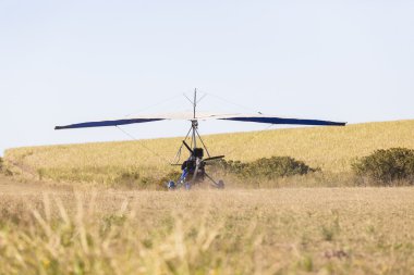 Microlight uçak iniş uçan