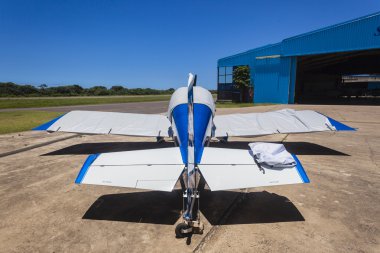 Tek küçük Prop uçak