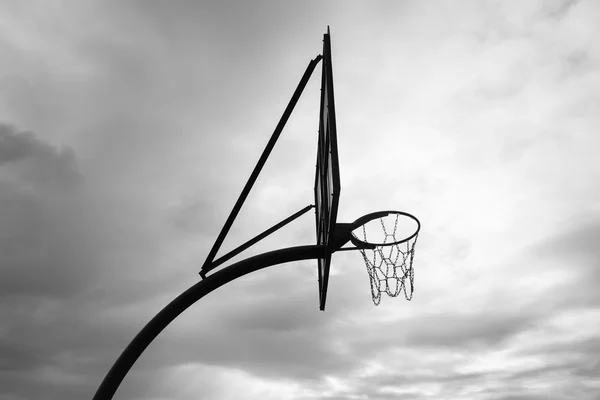 Basketball schwarz weiß vintage — Stockfoto