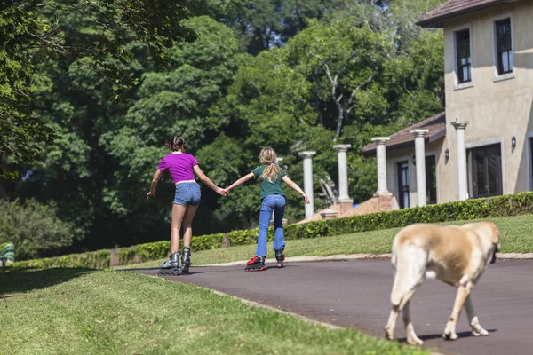 Filles Rollerblading Accueil — Photo