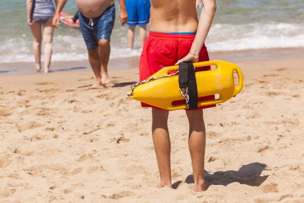Спасательный буй для пляжа — стоковое фото