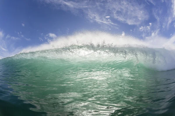 Encuentro de natación con olas —  Fotos de Stock