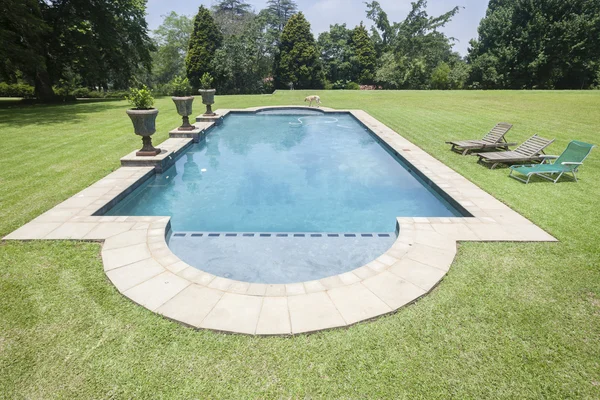 Casa piscina — Foto Stock