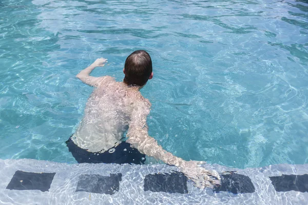 Teenager Swimming Pool — Stock Photo, Image