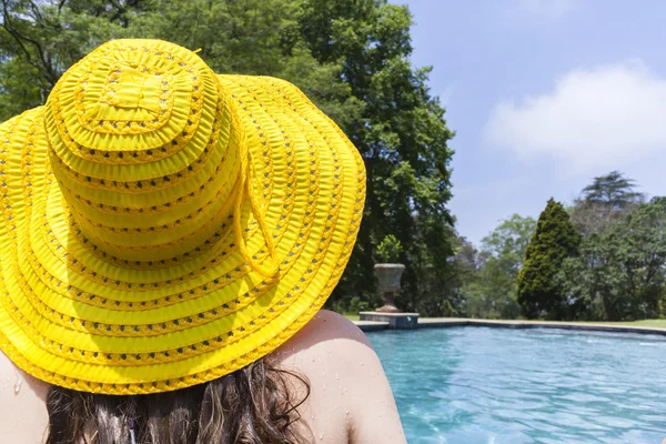 Girl Hat Swim Pool — Stock Photo, Image