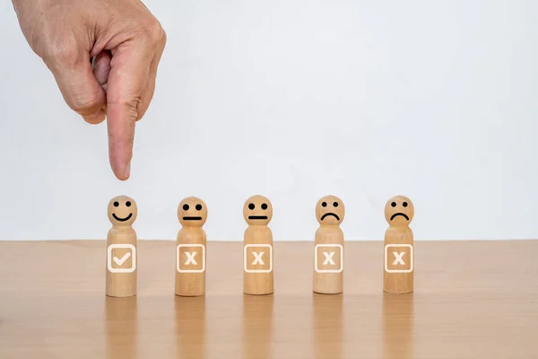 Close Hand Businessman Choosing Smiley Face Wood Doll Best Excellent — Stock Fotó