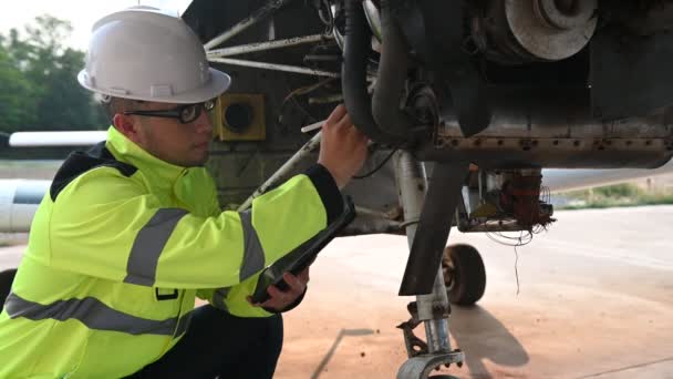 Aeronautical Engineering Aircraft Inspection Maintenance — Stock Video