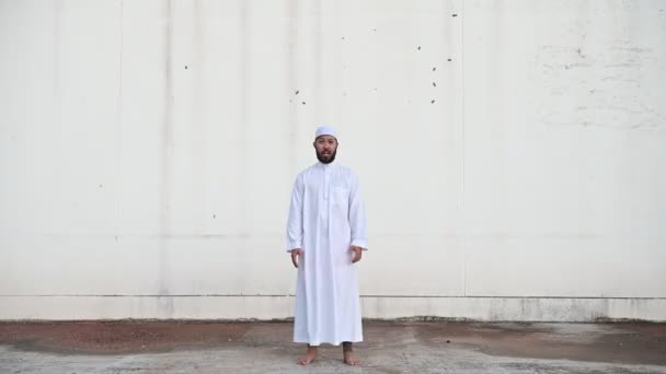 Asiatisk Man Islam Bön Ramadan Festival Koncept — Stockvideo